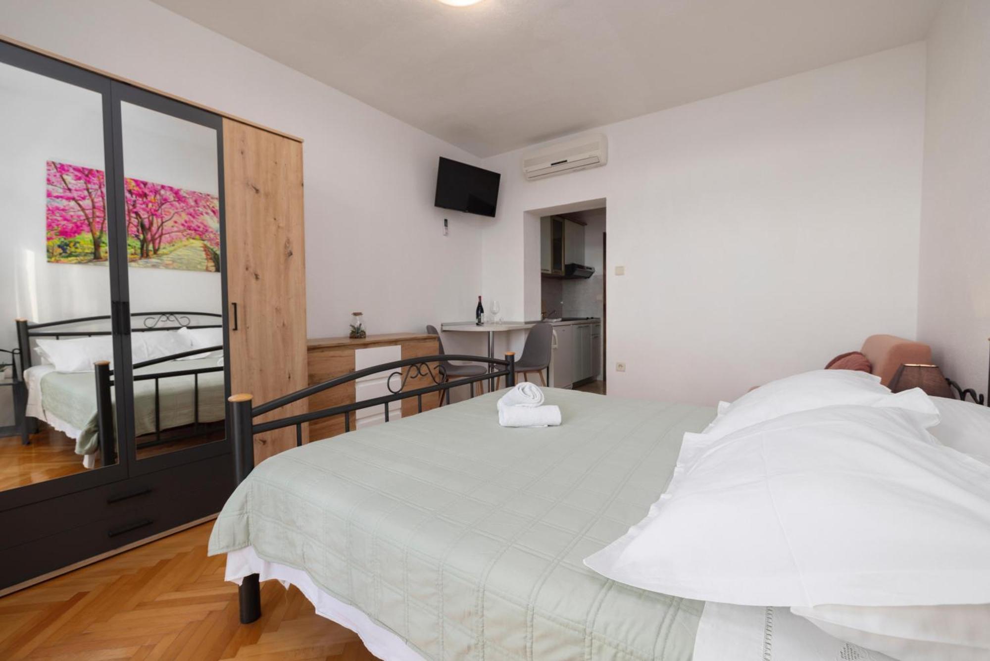 Niki Appartement *